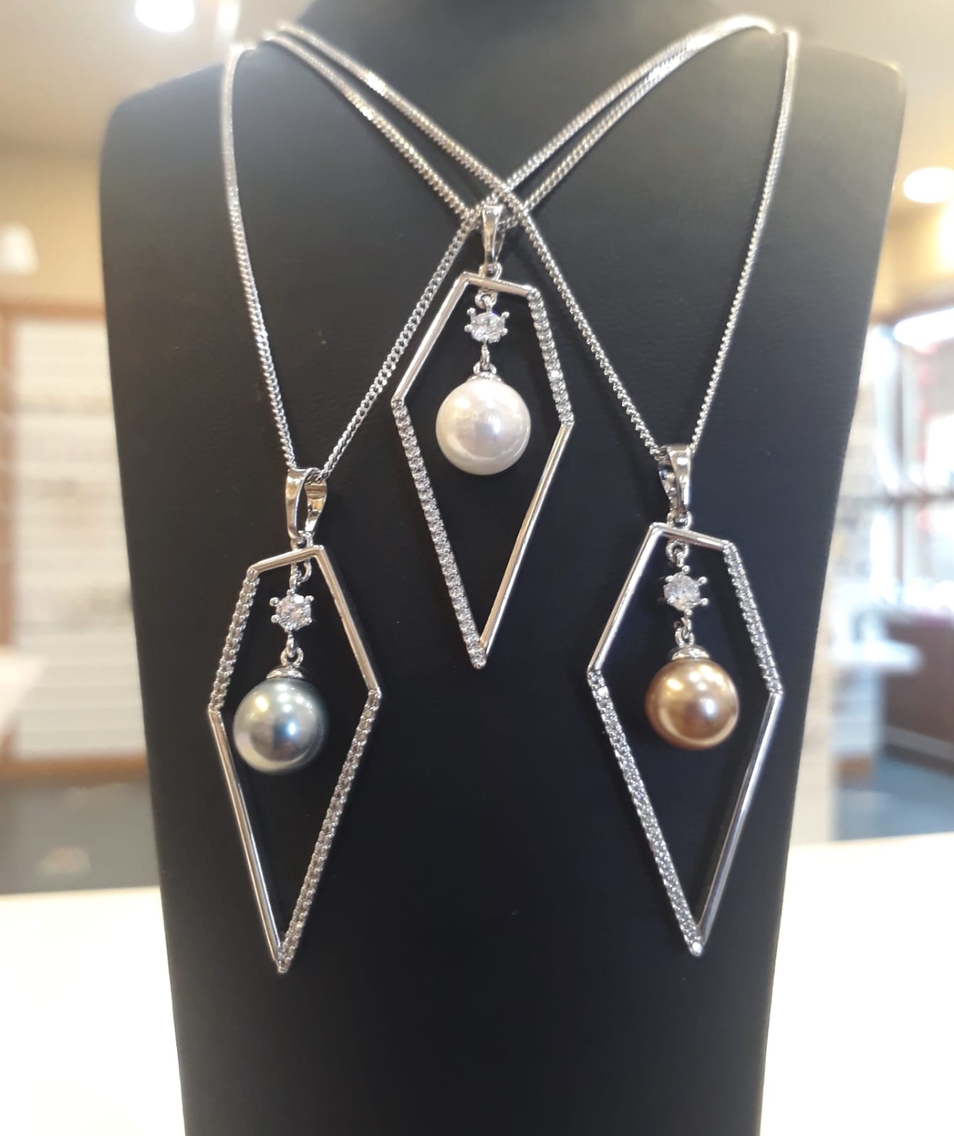 pearl accessories model 